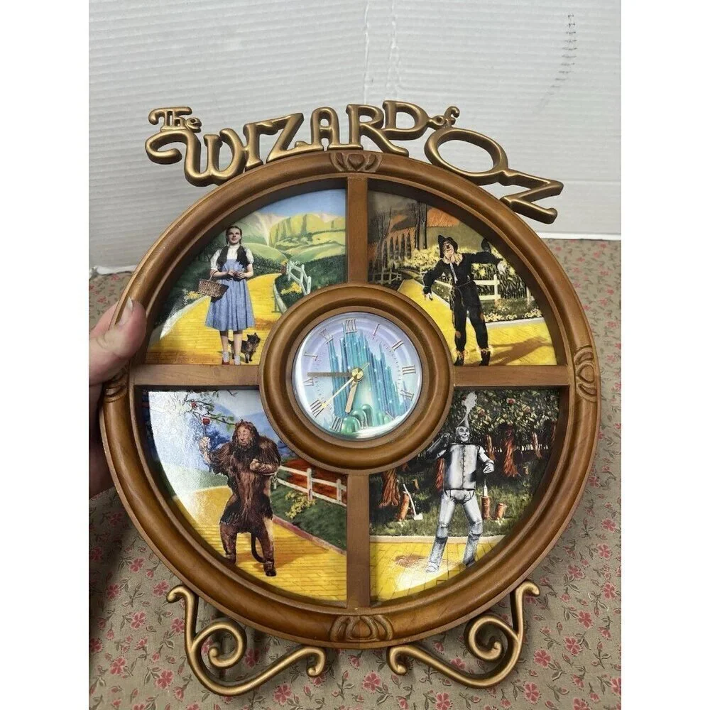 Vintage Bradford Exchange Wizard of Oz Wall Hanging Clock Working Condition